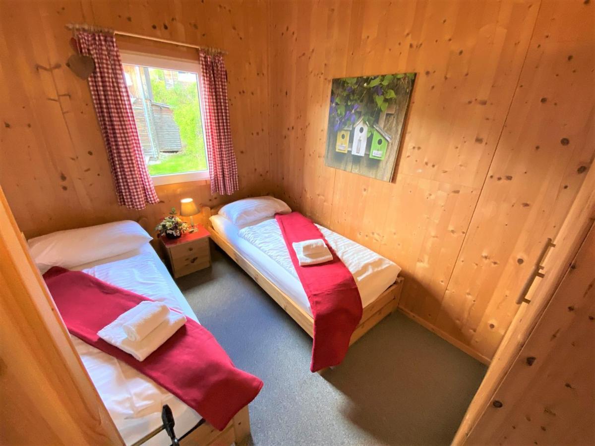 ホーエンタウアーン Uriges Chalet Auf Ueber 1250M +Dampfbad +Netflix!ヴィラ エクステリア 写真