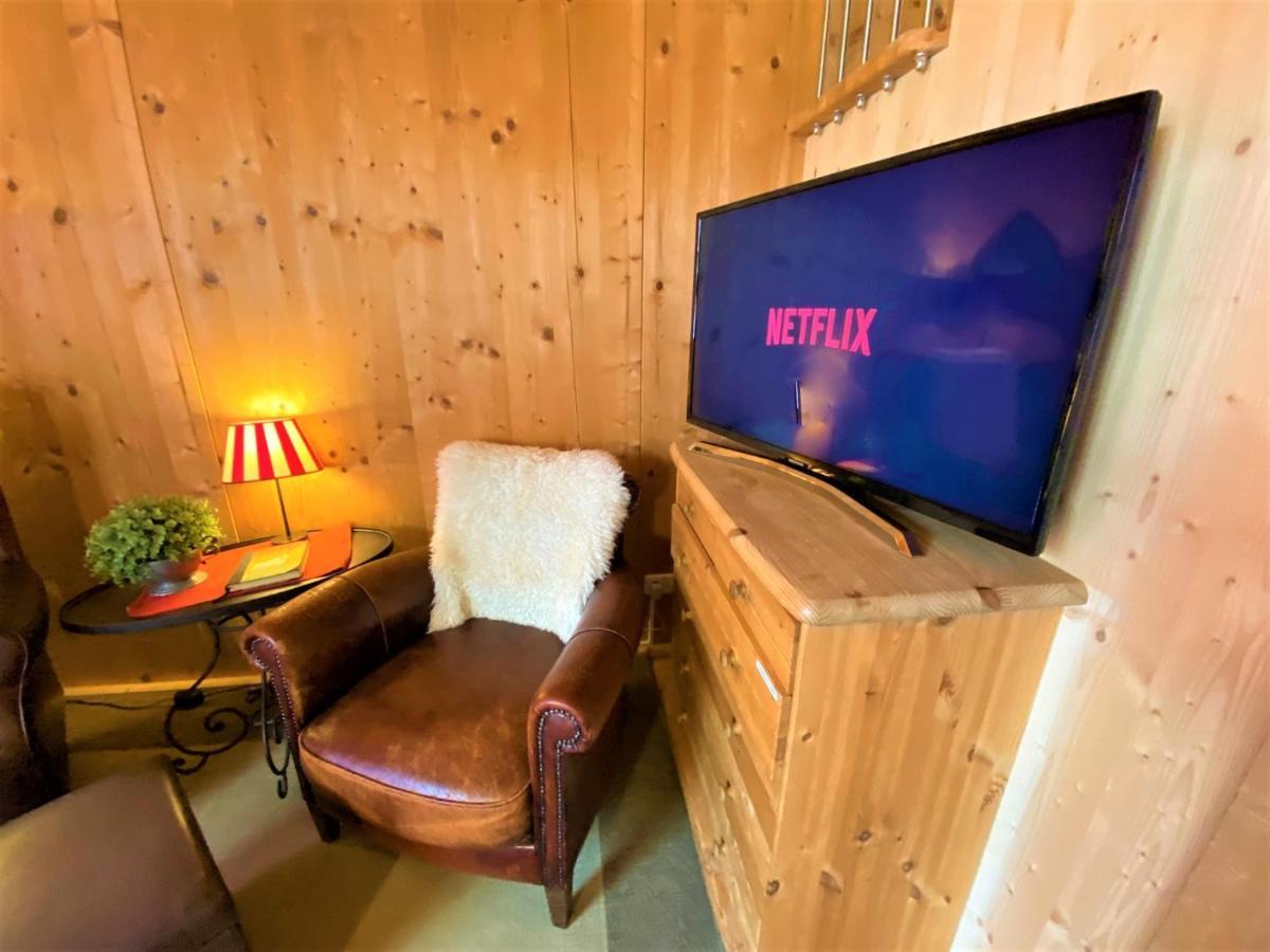 ホーエンタウアーン Uriges Chalet Auf Ueber 1250M +Dampfbad +Netflix!ヴィラ エクステリア 写真