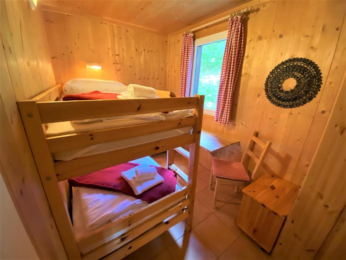 ホーエンタウアーン Uriges Chalet Auf Ueber 1250M +Dampfbad +Netflix!ヴィラ エクステリア 写真